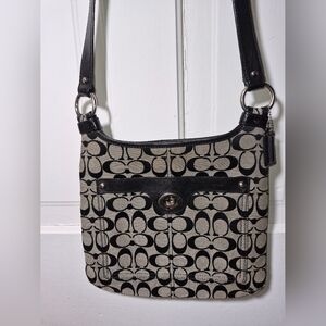 Coach Signature Penelope Hippie Crossbody Y2k